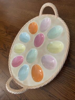 Russ Egg tray